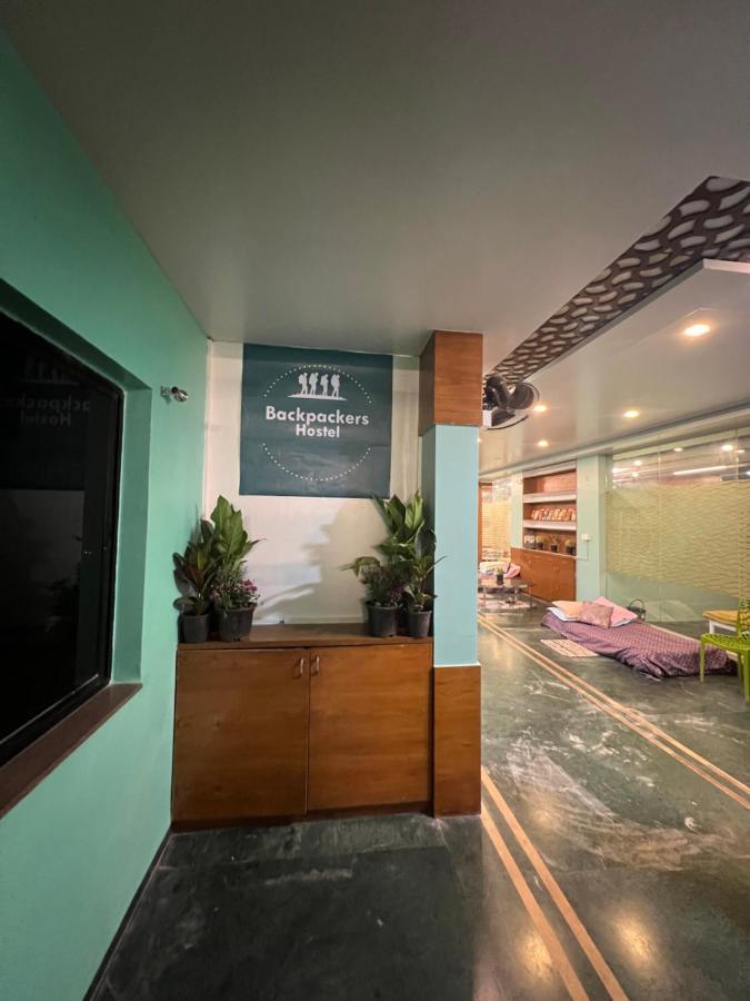 Backpackers Hostel Пуна Экстерьер фото
